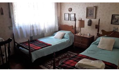 GRAN CASA CENTRICA DE ESTILO SEÑORIAL! - UNICA -