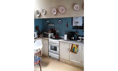 GRAN CASA CENTRICA DE ESTILO SEÑORIAL! - UNICA -