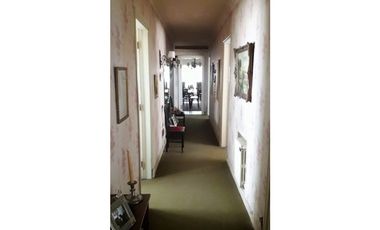 GRAN CASA CENTRICA DE ESTILO SEÑORIAL! - UNICA -