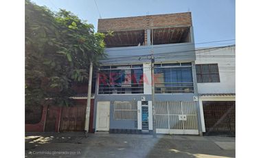 Casa De 3 Pisos En Santa María 5Ta Etapa –Cerca A Parque | Alta Proyección