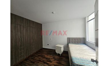 Casa De 3 Pisos En Santa María 5Ta Etapa –Cerca A Parque | Alta Proyección