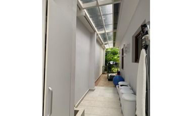 En alquiler hermosa casa en costa del este (RC)