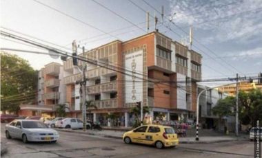 Venta hotel esquinero con locales comerciales en Barranquilla
