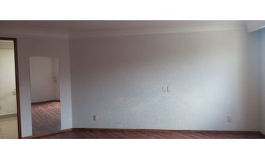 Renta Casa 3 Habs. con Doble Vigilancia en Interlomas