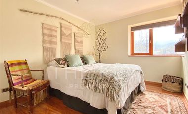 Casa en Venta en Santuario del Valle - Lo Barnechea