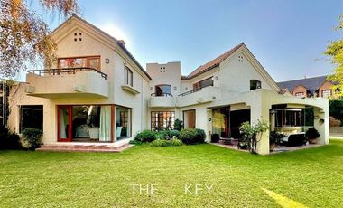 Casa en Venta en Santuario del Valle - Lo Barnechea