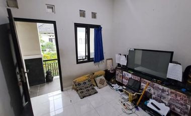 DIJUAL CEPAT RUMAH 2 LANTAI DI TENGAH KOTA JOGJA DEKAT XTSQUARE