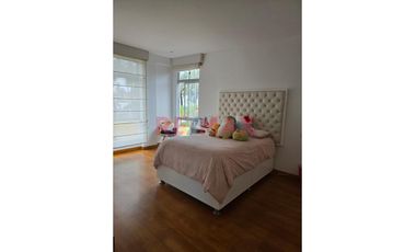 Venta De Exclusiva Casa En La Encantada De Villa