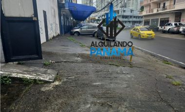 Se Alquila Exelente Local  El Carmen 1.066 Mts. $9.000.oo+ Itbm