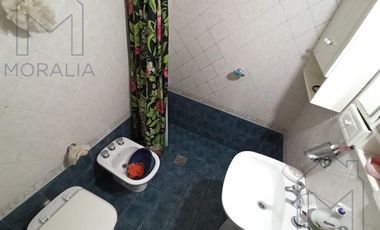 Casa 2 Dormitorios - Oportunidad - Colegiales 2523