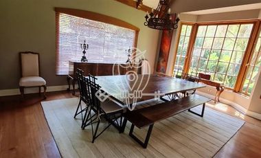 Casa estilo ingles en venta de 7 dorm. las brisas en Colina