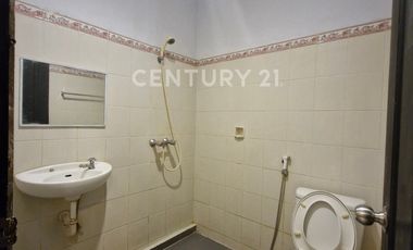 Hotel Tengah Kota Makassar Masih Beroperasi Siap Lanjut Usaha