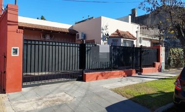 Casa en  venta en beccar de 4 dormitorios