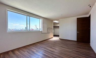 Casa en venta con habitación en planta baja a 2min de  Av. Tecnológico