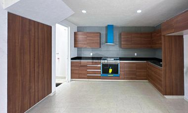 Casa en venta con habitación en planta baja a 2min de  Av. Tecnológico