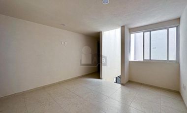 Casa en venta con habitación en planta baja a 2min de  Av. Tecnológico