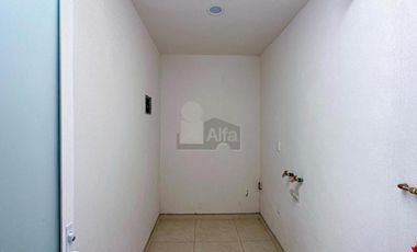 Casa en venta con habitación en planta baja a 2min de  Av. Tecnológico