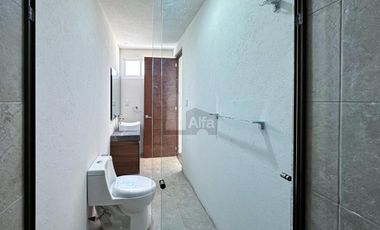 Casa en venta con habitación en planta baja a 2min de  Av. Tecnológico