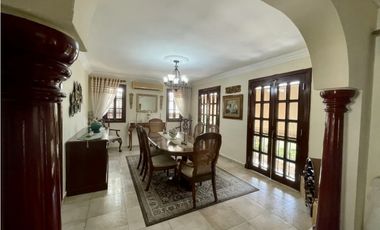 SE VENDE HERMOSA CASA AMOBLADA EN LA ALAMEDA $625,000