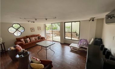 SE VENDE HERMOSA CASA AMOBLADA EN LA ALAMEDA $625,000