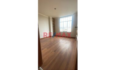 Se Alquila Casa, Av. Universitaria, Cajamarca