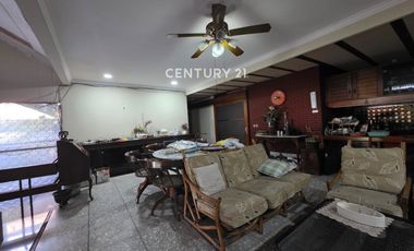 Rumah Hitung Tanah Lokasi Strategis Di Hegarmanah Bandung Utara