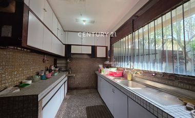 Rumah Hitung Tanah Lokasi Strategis Di Hegarmanah Bandung Utara