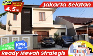 Rumah Strategis Mewah 2 lt siaphuni ada pool Jati padang Jakarta
