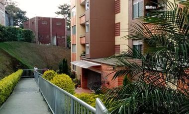 apartamento en venta en torres de santa ana. Cod V9763556