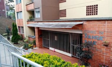 apartamento en venta en torres de santa ana. Cod V9763556