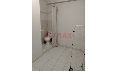 Departamento En Alquielr Urbanizacion Lagunas Del Chipe Semi Amoblado