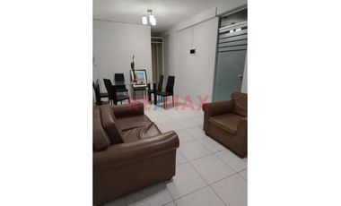 Departamento En Alquielr Urbanizacion Lagunas Del Chipe Semi Amoblado