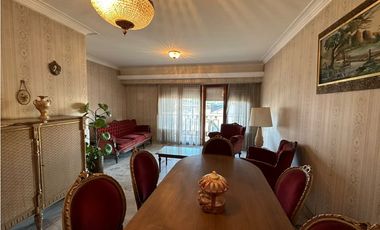 Chalet 4 ambientes con locales