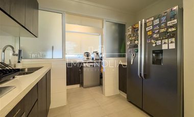 Departamento en venta de 4 dorm. en Colina