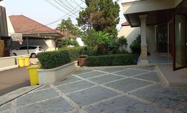DIJUAL / SEWA RUMAH MEWAH (Siap Huni/Semi Furnish)DI KOMPLEKS TELADAN CIPETE RAYA JAKARTA SELATAN.