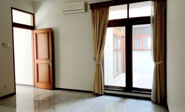 DIJUAL / SEWA RUMAH MEWAH (Siap Huni/Semi Furnish)DI KOMPLEKS TELADAN CIPETE RAYA JAKARTA SELATAN.