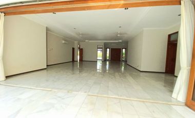 DIJUAL / SEWA RUMAH MEWAH (Siap Huni/Semi Furnish)DI KOMPLEKS TELADAN CIPETE RAYA JAKARTA SELATAN.
