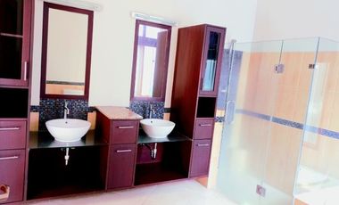 DIJUAL / SEWA RUMAH MEWAH (Siap Huni/Semi Furnish)DI KOMPLEKS TELADAN CIPETE RAYA JAKARTA SELATAN.