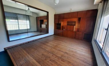 Casa PH en venta en Quilmes Oeste Centro