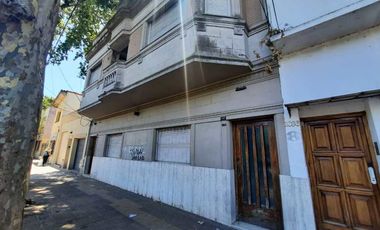 Casa PH en venta en Quilmes Oeste Centro