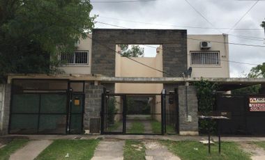 Dúplex en venta - 2 Dormitorios 2 Baños 1 Cochera - 140.79 mts2 - Monte Grande