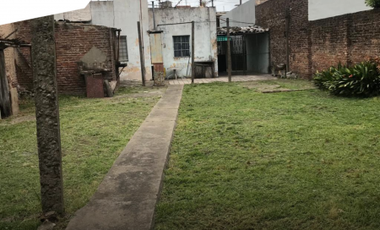 Casa 3 ambientes sobre lote 10x34