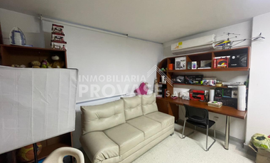 apartamento en venta en la riviera. Cod V103707
