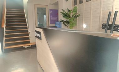 Oficina en venta en Providencia, Cerca del metro Los Leones