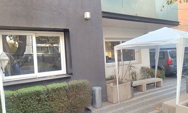 Oficina en venta en Providencia, Cerca del metro Los Leones