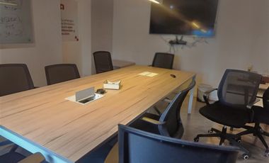 Oficina en venta en Providencia, Cerca del metro Los Leones