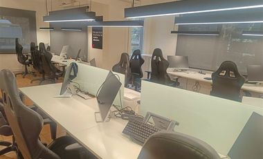 Oficina en venta en Providencia, Cerca del metro Los Leones