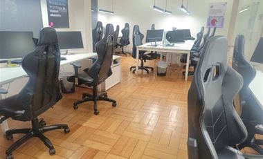 Oficina en venta en Providencia, Cerca del metro Los Leones