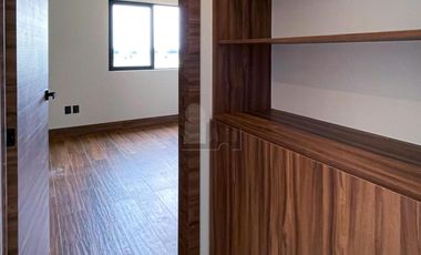 Residencia moderna de estilo californiano con vista al Lago en Metepec