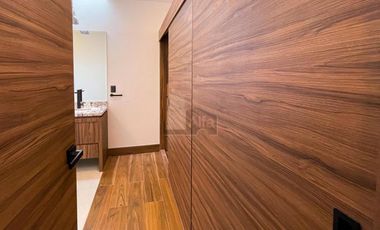 Residencia moderna de estilo californiano con vista al Lago en Metepec